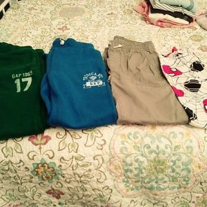 Boys sweatpants and joggers size medium